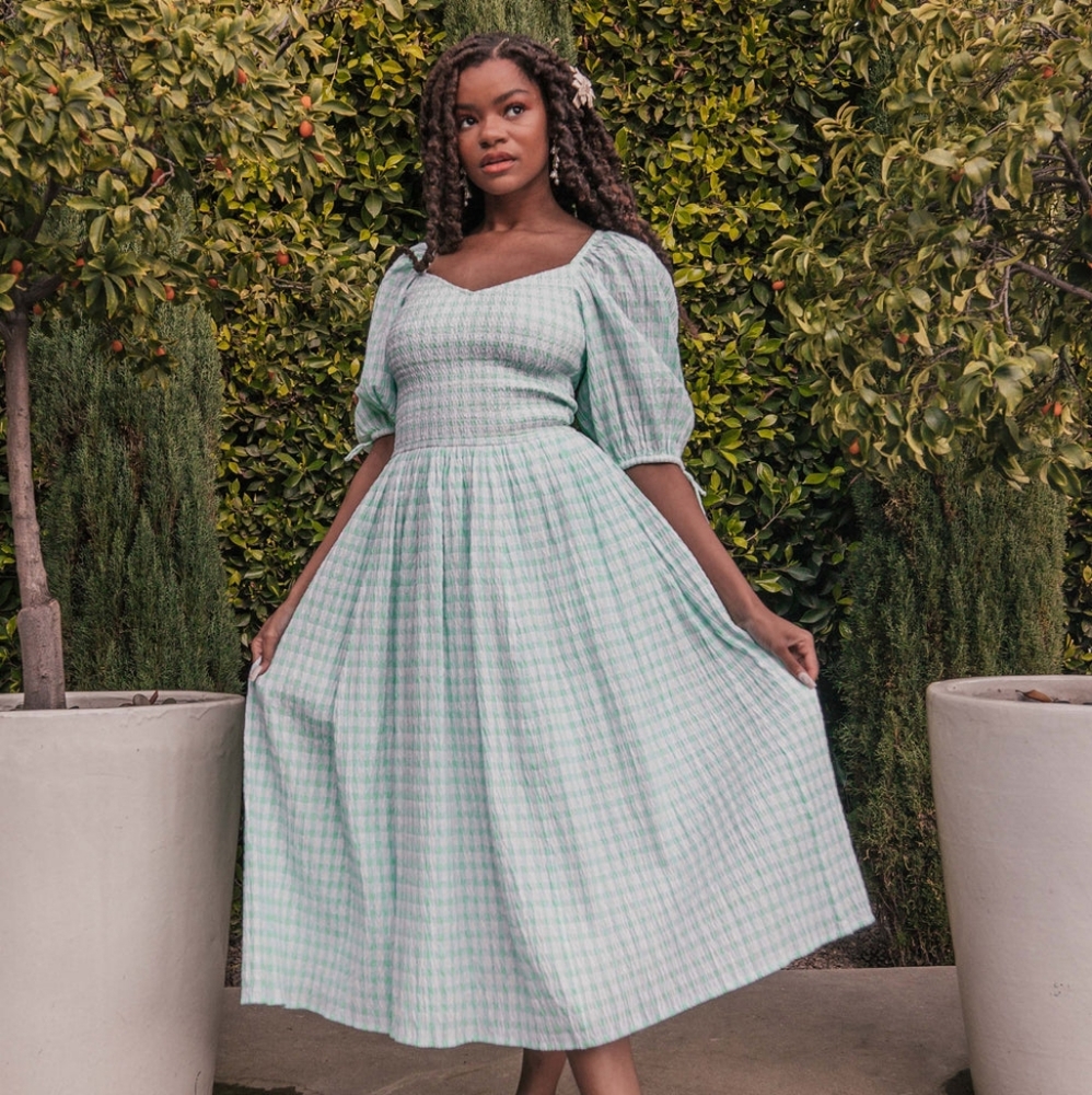 JessaKae L Bonnet Dress in Seafoam